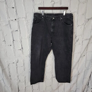 WRANGLER Mens Black Denim‎ Straight Cut Casual Jeans Everyday Classic 40x30